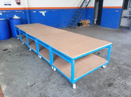 Mesa de Taller con Ruedas